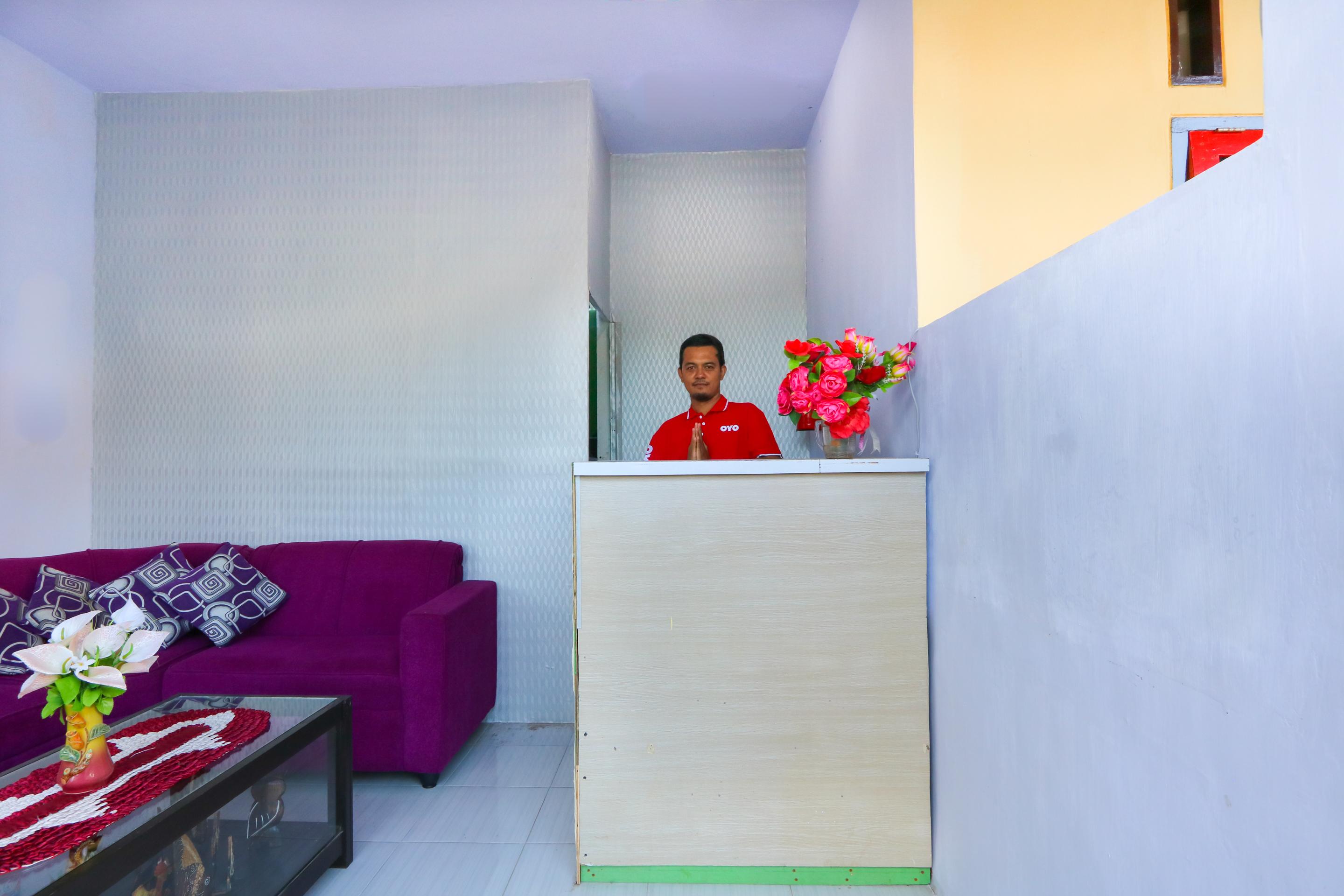 Reddoorz At El Shaday Homestay Banyuwangi Banyuwangi  Exterior foto